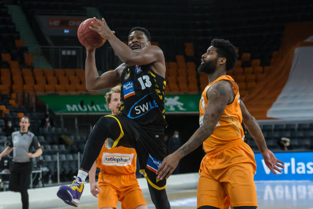 他选择带伤 他选择带伤